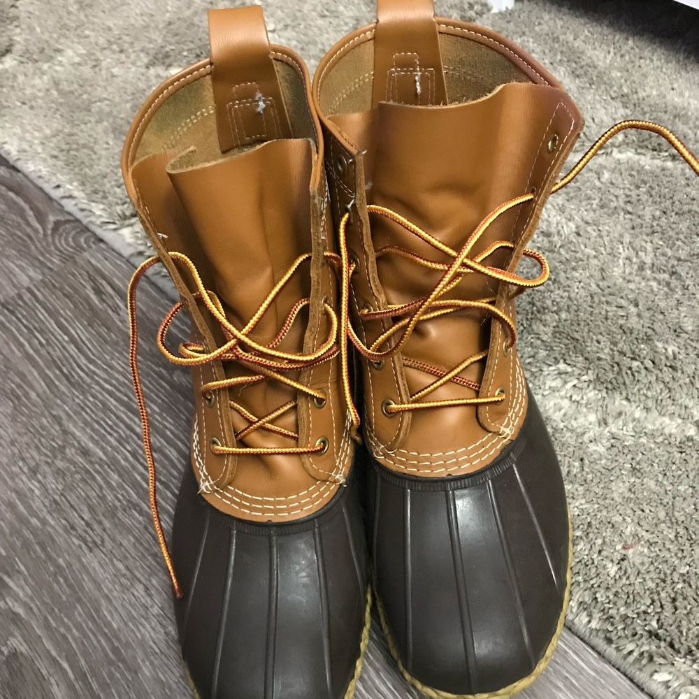 Like new MENS bean boots